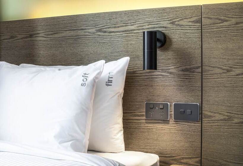 غرفة قياسية, Holiday Inn Express Melbourne Little Collins, An Ihg