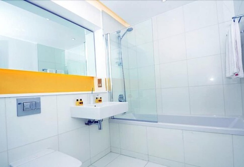 Студио Executive, Axiom Park