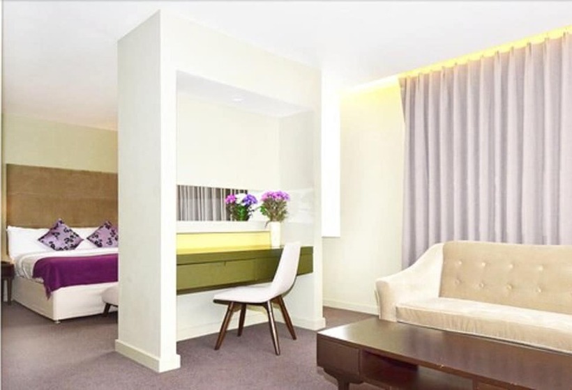 Семейное Студио, Axiom Park