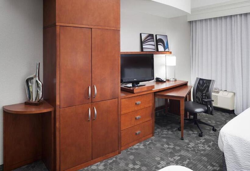 Стандартный Номер Кровать Кинг, Courtyard By Marriott Birmingham Trussville