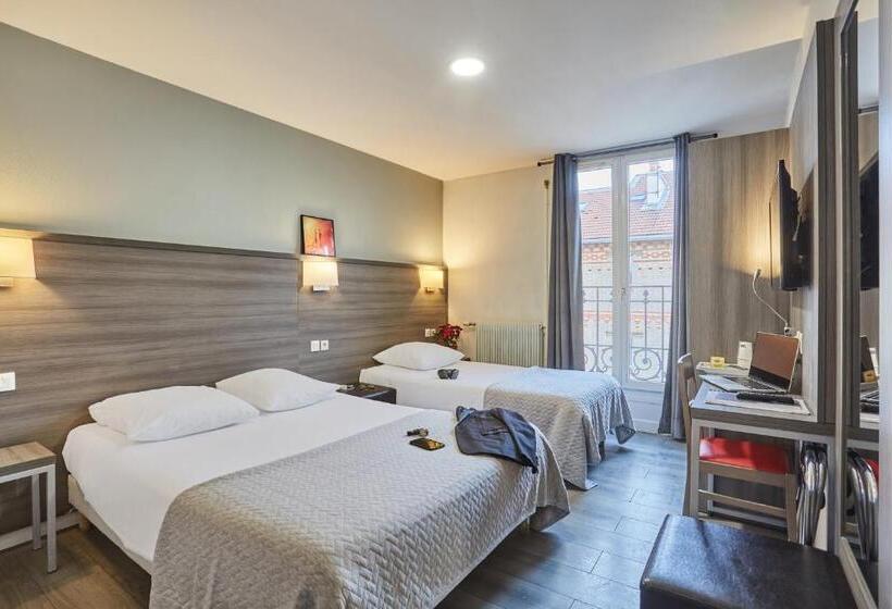 اتاق استاندارد سه نفره, Huni Hôtel
