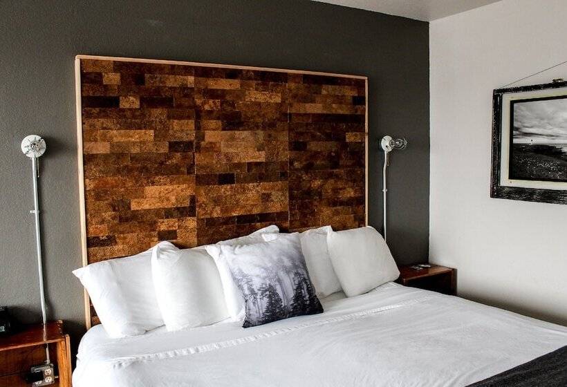 חדר סטנדרט עם מיטת קינג, Adrift