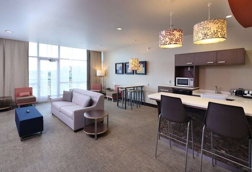 סוויטה נשיאותית, Tulyp, Tapestry Collection By Hilton