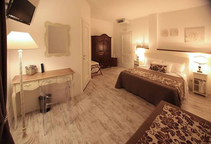 اتاق استاندارد سه نفره, Domus Lina
