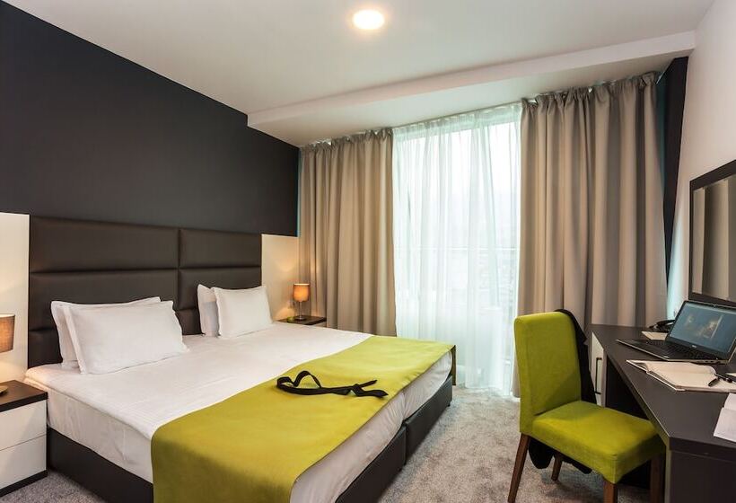 Номер Deluxe, Earth & People Hotel & Spa   Free Parking