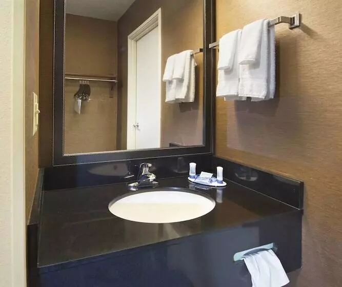 2ダブルベッドのスタンダードルーム, Fairfield Inn Huntsville