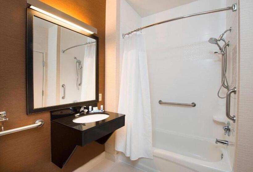 غرفه قياسيه سريرين مزدوجين, Fairfield Inn Huntsville