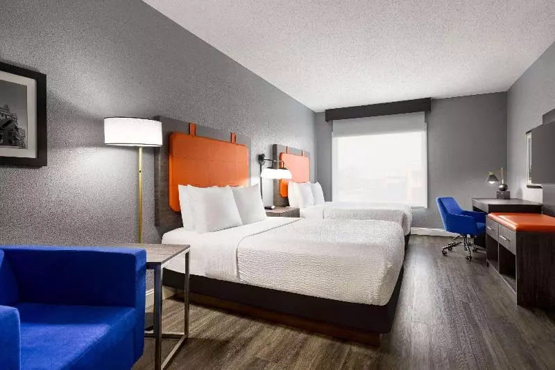 キングサイズベッドのスタンダードルーム, Fairfield Inn Huntsville