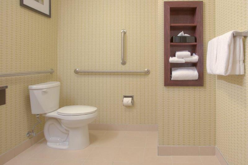 غرفة قياسية سرير كينج لذوى الإحتياجات الخاصة, Holiday Inn Express & Suites Tacoma Downtown, An Ihg