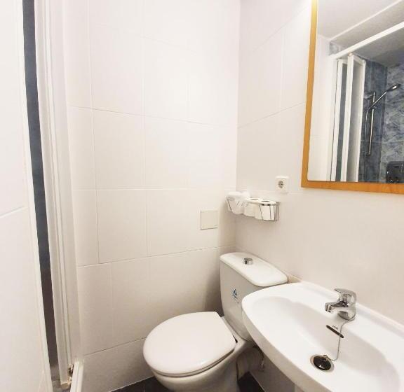 اتاق استاندارد یک نفره, Hostal Alicante