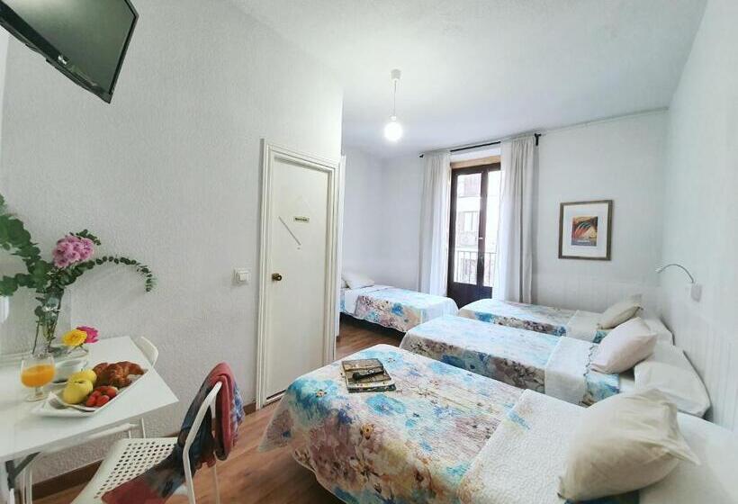 اتاق استاندارد چهار تخته, Hostal Alicante