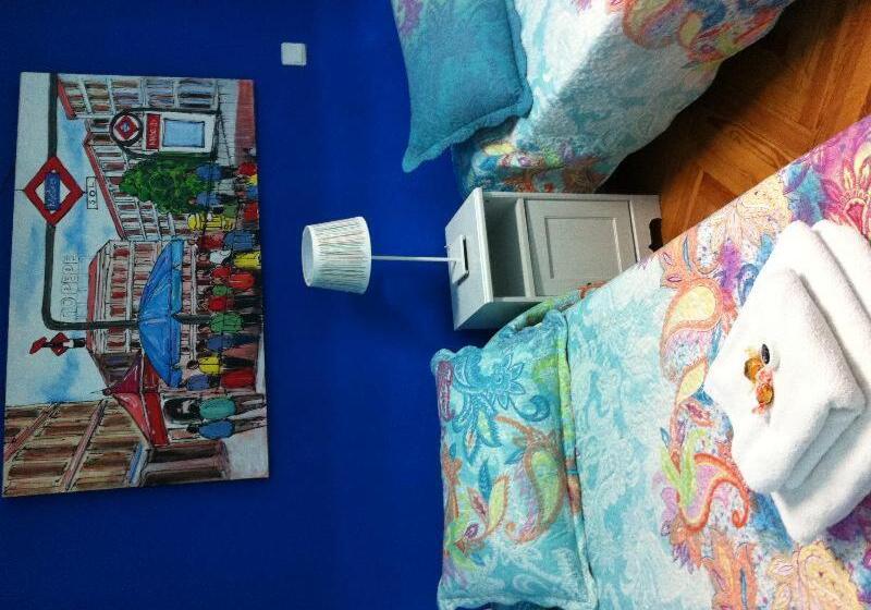 اتاق استاندارد, Hostal Alicante