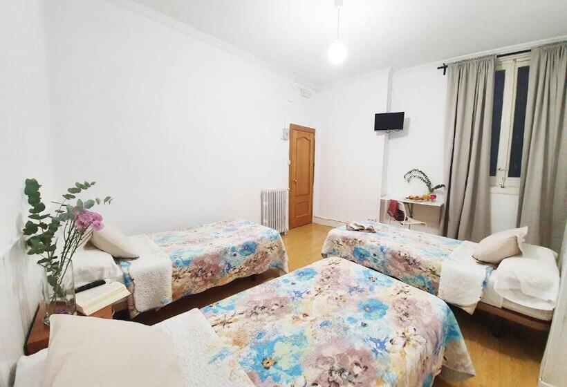 اتاق استاندارد سه نفره, Hostal Alicante