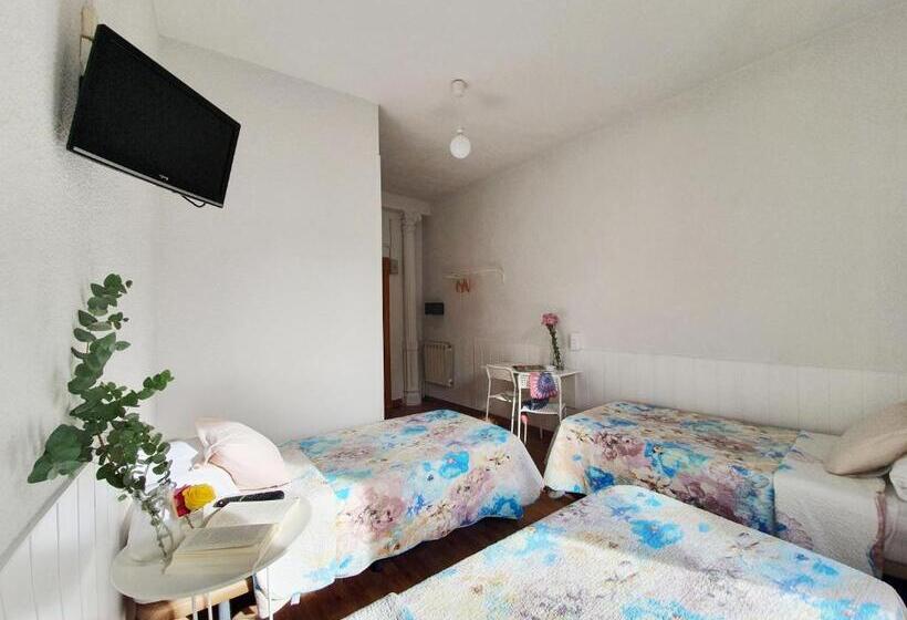 اتاق استاندارد سه نفره, Hostal Alicante