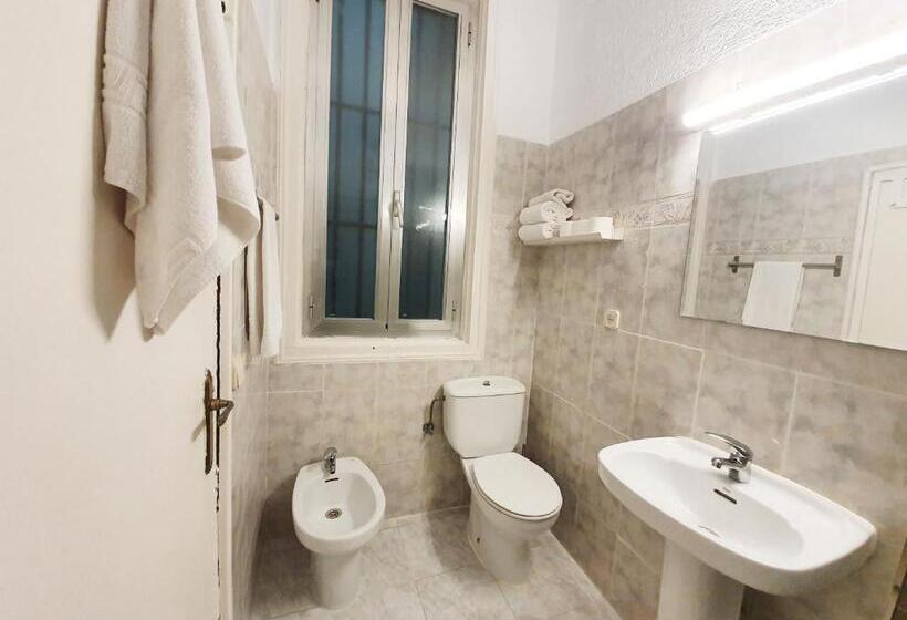 اتاق استاندارد, Hostal Alicante