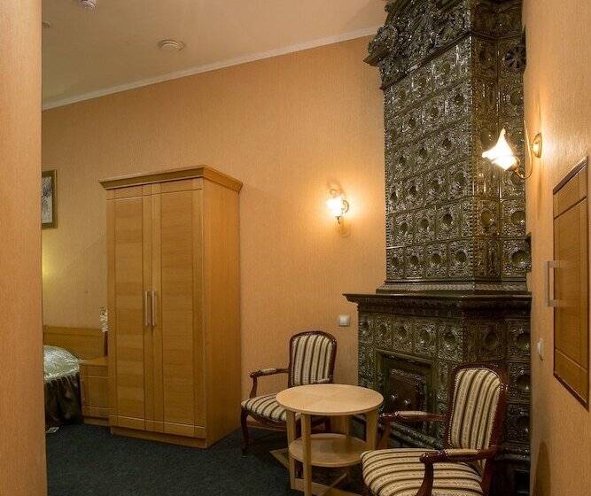 سوییت جونیور, Nevsky Bereg 122