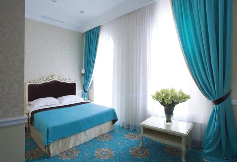 سوییت جونیور, Royal Grand