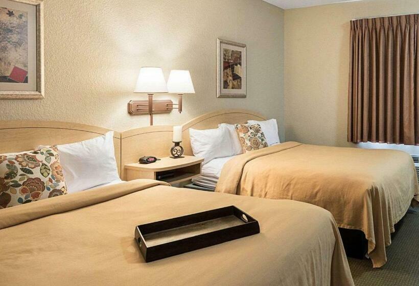 غرفة قياسية, Suburban Studios Morgantown