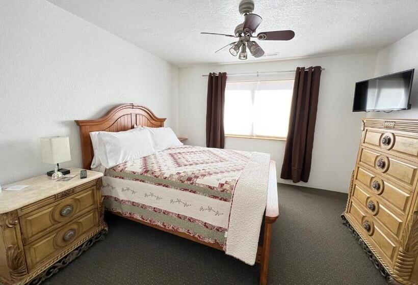 패밀리 스위트, The Snuggle Inn