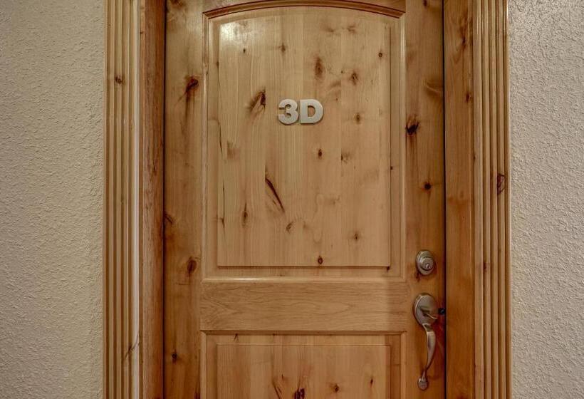 스탠다드 룸 킹사이즈 침대, The Snuggle Inn