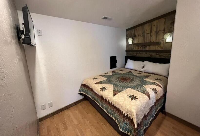 3침실 스위트, The Snuggle Inn