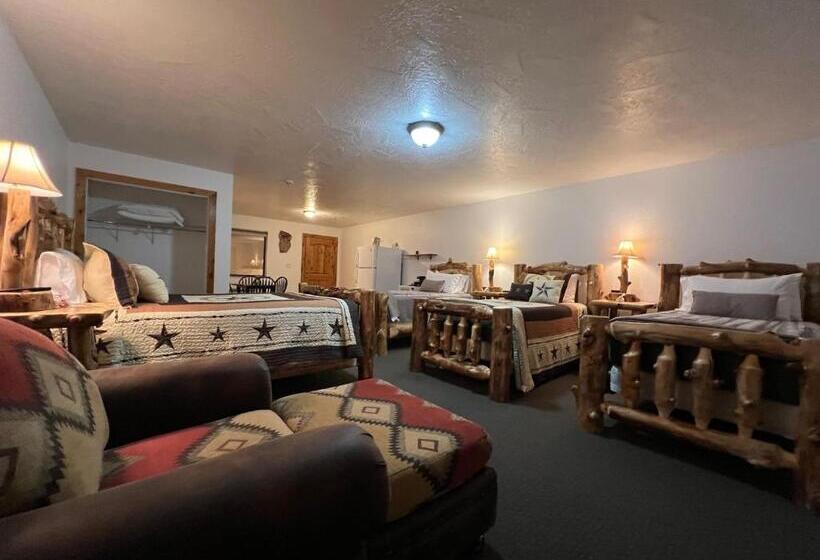 Family Suite, The Snuggle Inn