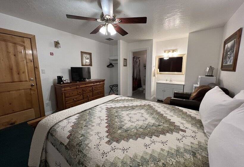 디럭스 룸, The Snuggle Inn