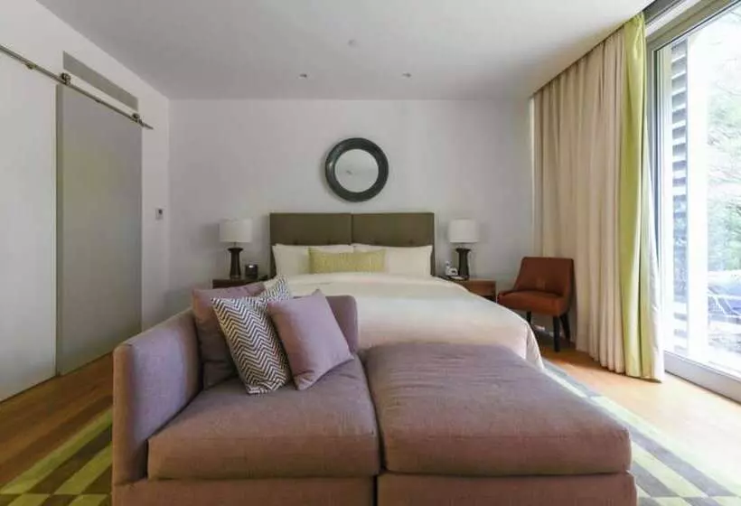 １ベッドルームハウス, Topping Rose House