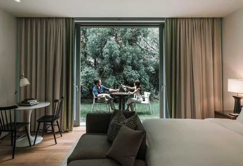 １ベッドルームハウス, Topping Rose House