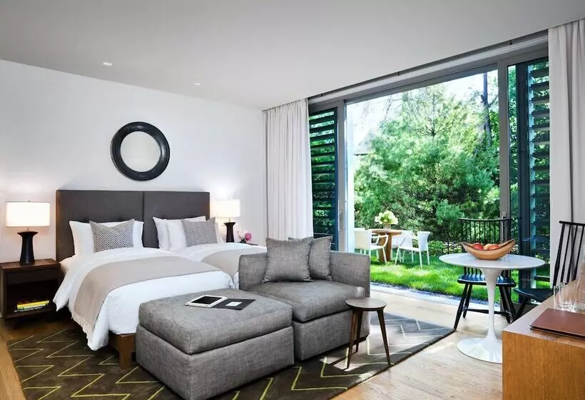 １ベッドルームハウス, Topping Rose House