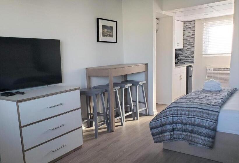 Escritório Estándar, Esplanade Suites   A Sundance Vacations Property
