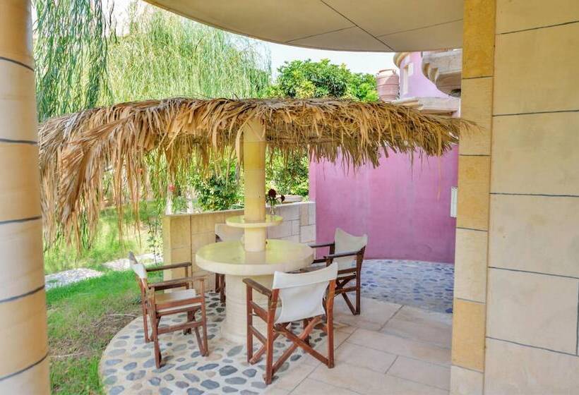 آپارتمان 1 خوابه, Anemomili Village