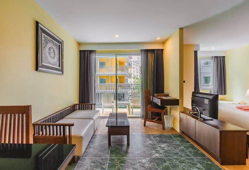 디럭스 스위트 킹 침대, Elite Suites Patong