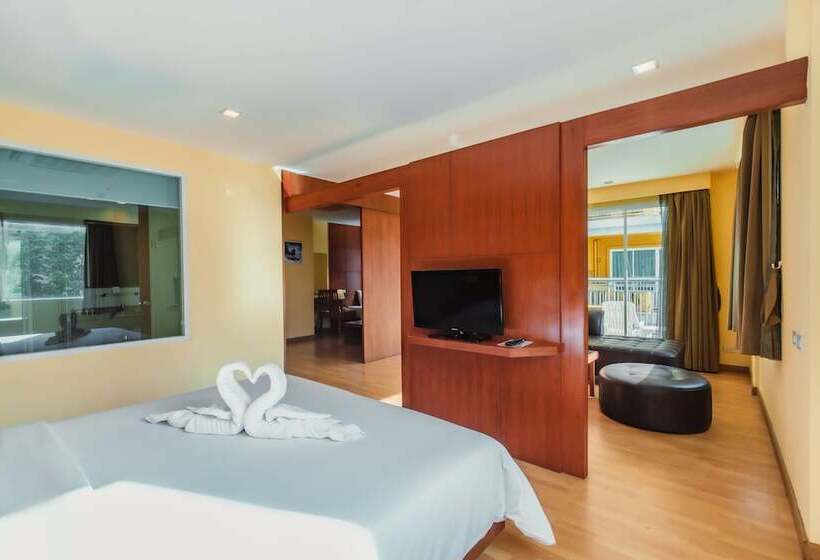 패밀리 스위트, Elite Suites Patong