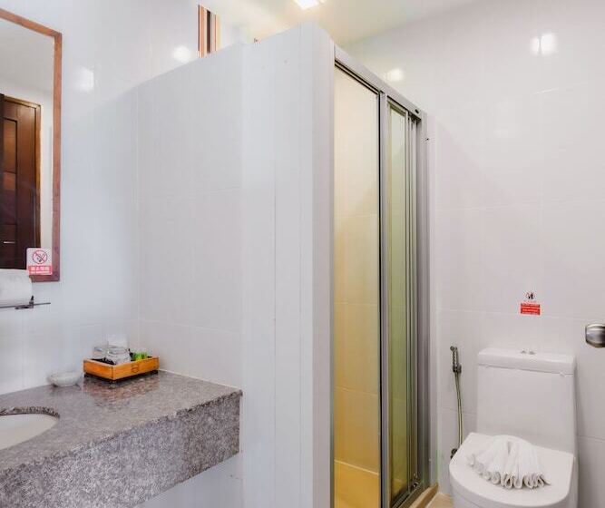 2 Bedroom Suite Pool View, Elite Suites Patong