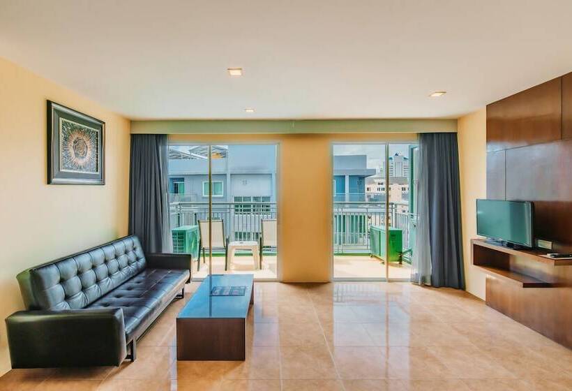 2 Bedroom Suite Pool View, Elite Suites Patong