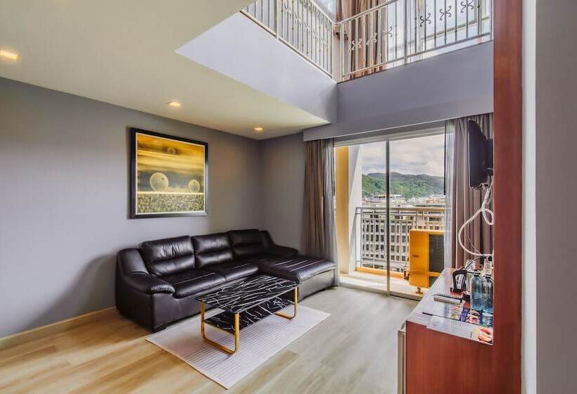 펜트하우스 스위트, Elite Suites Patong