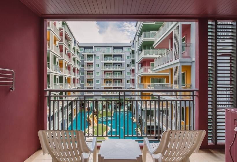 디럭스 스위트, Elite Suites Patong