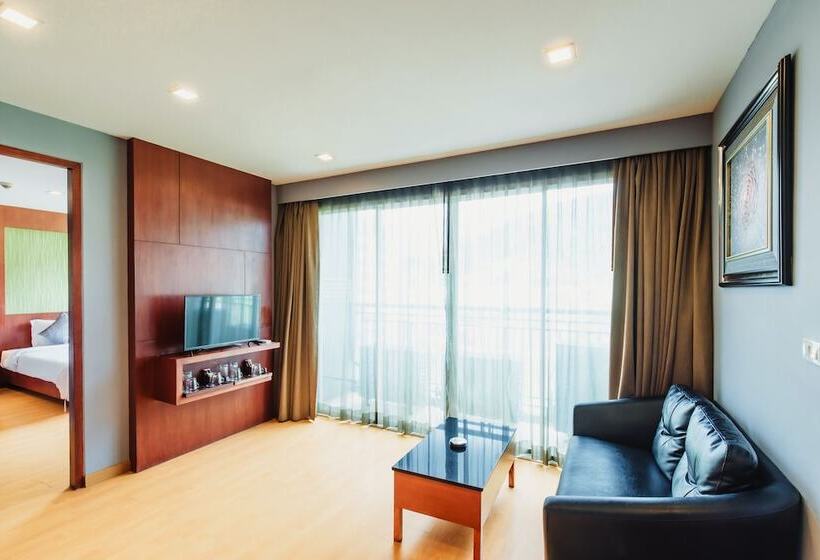 2 Bedroom Suite City View, Elite Suites Patong