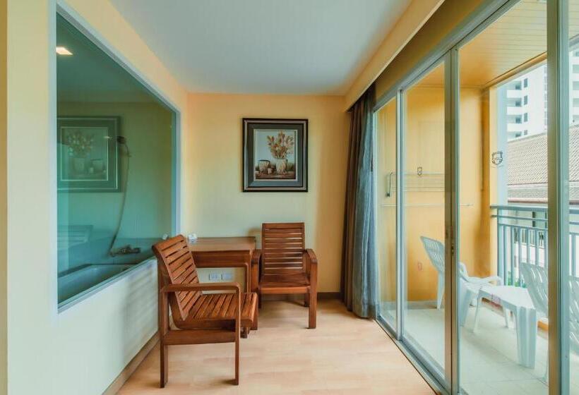 이그제큐티브 스위트, Elite Suites Patong