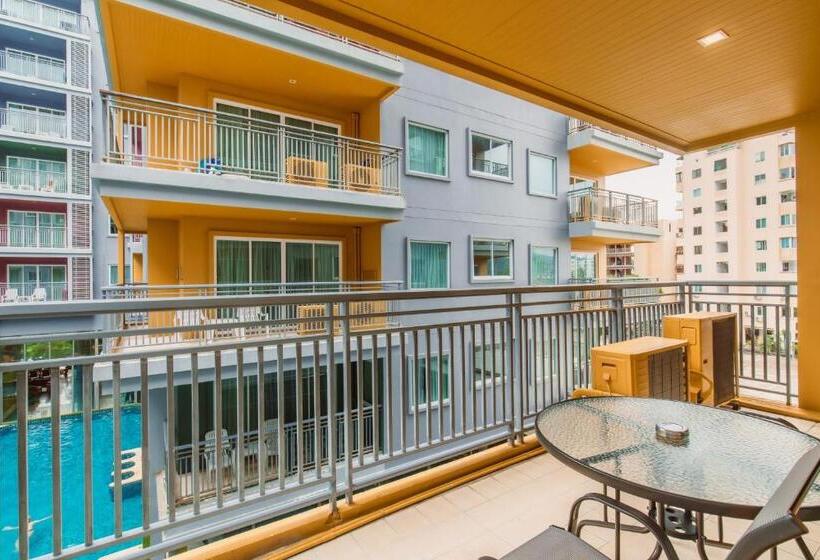 패밀리 스위트, Elite Suites Patong