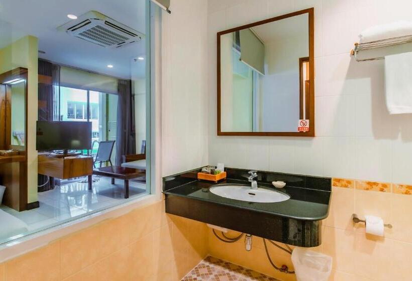 클래식 스위트, Elite Suites Patong