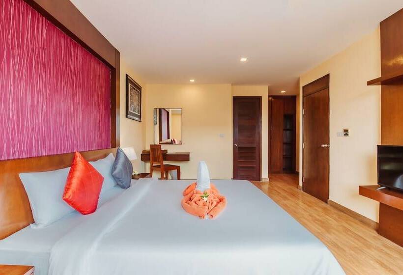 2 Bedroom Suite Pool View, Elite Suites Patong