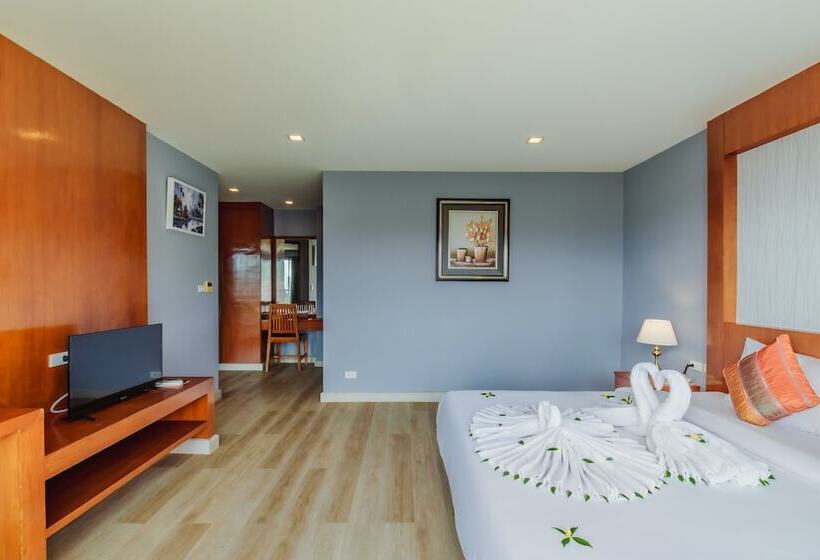 펜트하우스 스위트, Elite Suites Patong