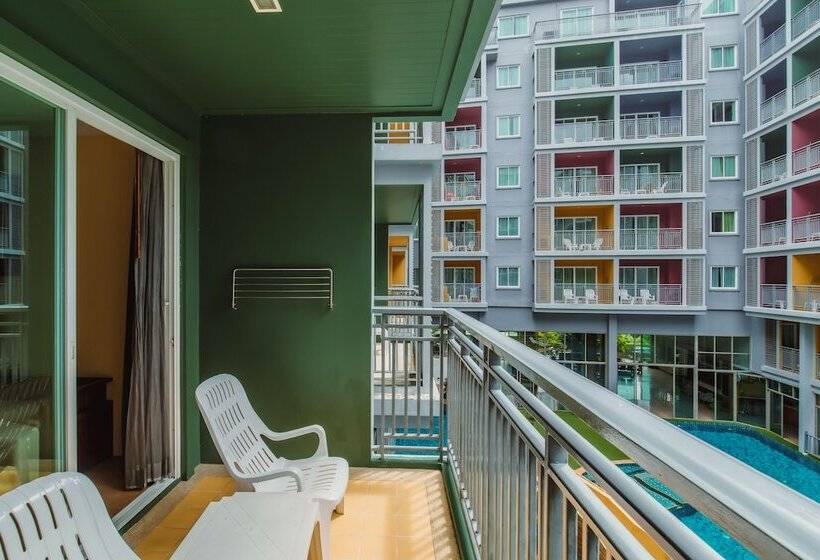 디럭스 스위트 킹 침대, Elite Suites Patong