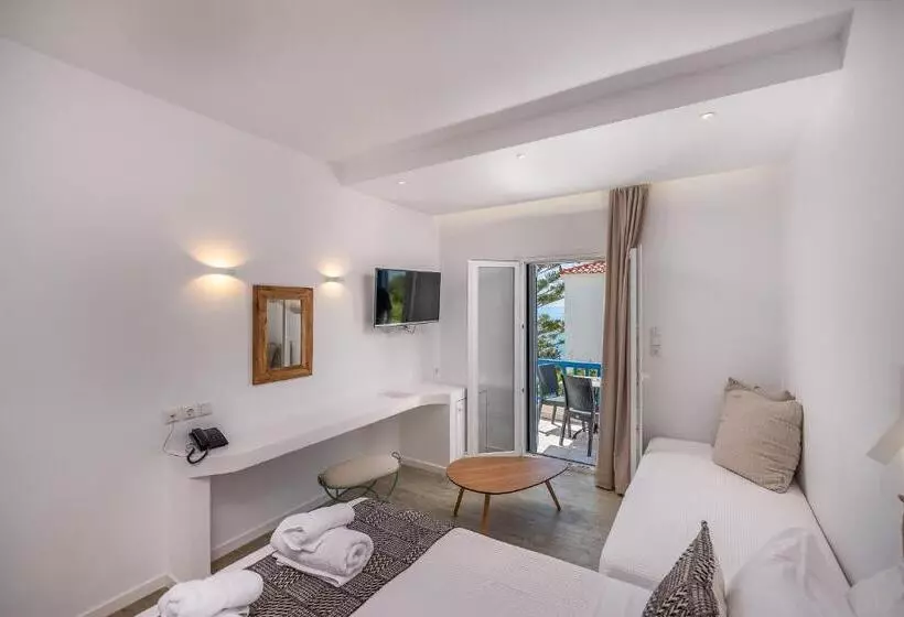 庭の見えるジュニアスイート, Blue Bay Resort Village