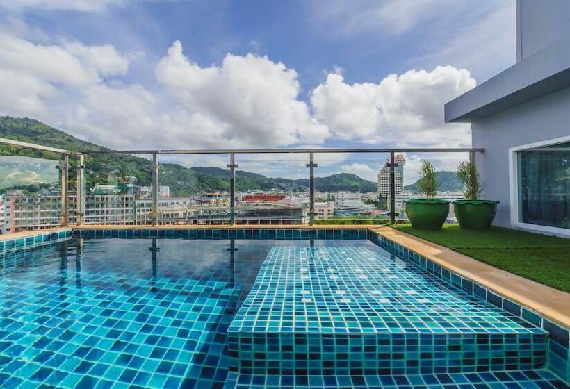 펜트하우스 스위트, Elite Suites Patong