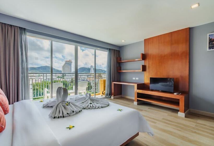 펜트하우스 스위트, Elite Suites Patong