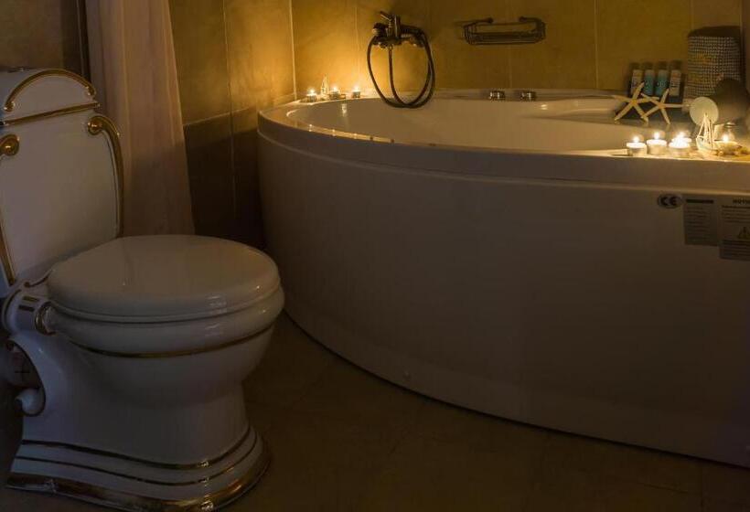 سوییت لوکس, Epavlis Boutique Galaxidi