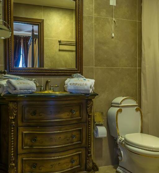 سوییت لوکس, Epavlis Boutique Galaxidi